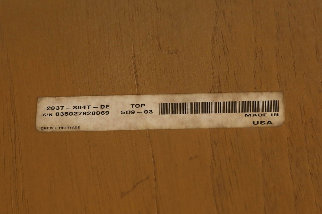 中古　DREXEL HERITAGE(ドレクセルヘリテイジ)　Grand Villa(グランドヴィラ)　ダイニングテーブル(エクステンションテーブル、2人掛け、4人掛け)(定価約60万円)(R-051147)