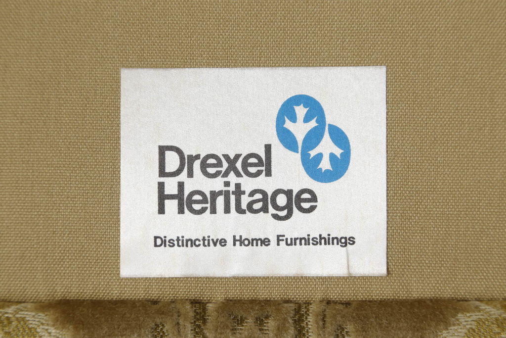 中古　美品　DREXEL HERITAGE(ドレクセルヘリテイジ)　エレガントな佇まいのラウンジチェア(1Pソファ、アームソファ、アームチェア、1人掛け)(R-060965)
