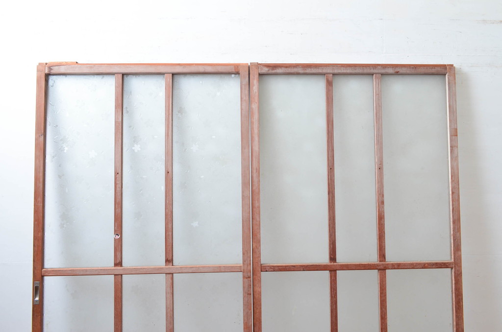 アンティーク建具　昭和レトロな雰囲気にぴったり!温かみを感じるガラス戸2枚セット(引き戸)(R-080916)