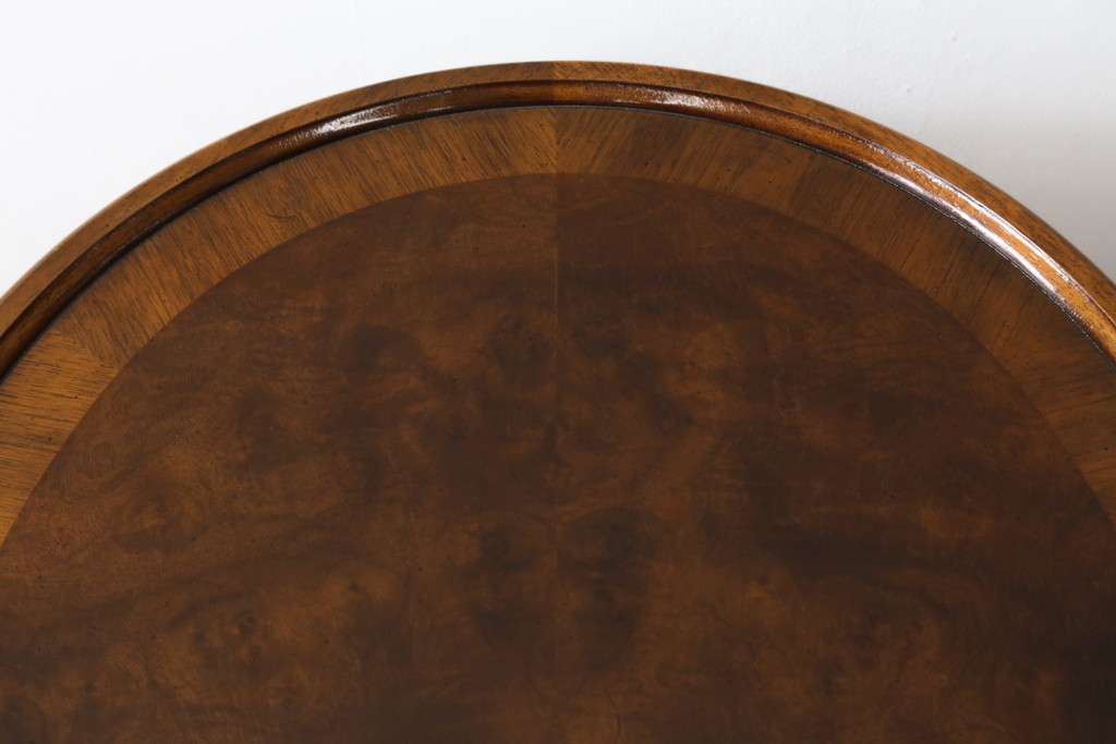 中古　美品!!　DREXEL HERITAGE(ドレクセルヘリテイジ)　Cameo Classics(キャメオクラシックス)　上品な佇まいが魅力の引き出し付きサイドテーブル(ナイトテーブル、エンドテーブル、ローテーブル、花台、飾り台)(R-068479)