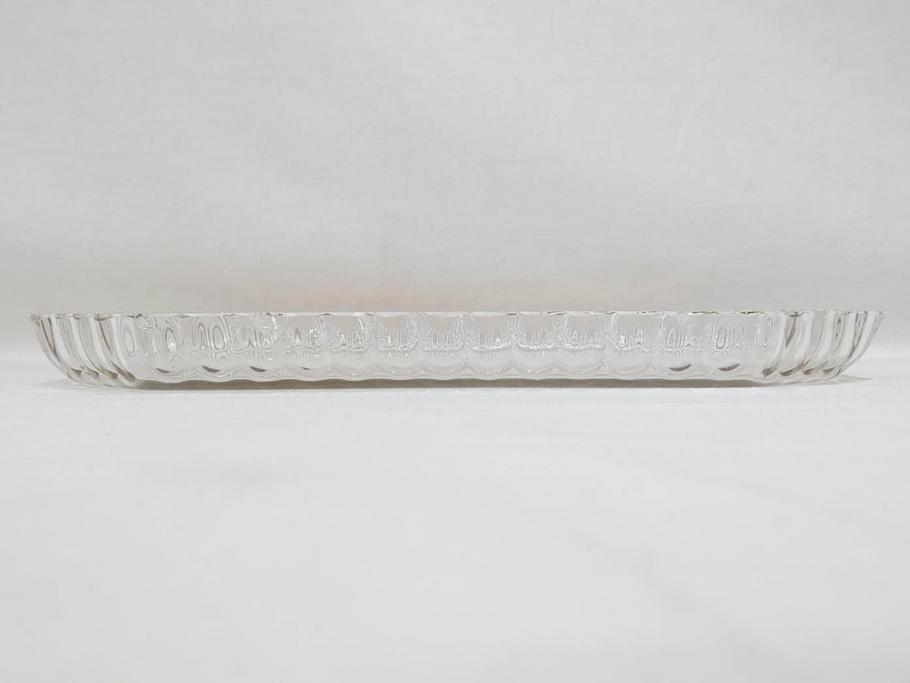 極希少　フランス　1900年代　オールドサンルイ　タルマ　TALMA　金彩　繊細なデザインが上品な雰囲気を醸し出すリキュールセット(ヨーロッパ最古のクリスタルガラスメーカー、Saint Louis、デカンタ、デキャンタ、カラフェ、グラス5客、アンティーク、トレー、トレイ、木箱付き)(検索ワード:オールドバカラ)(R-075224)