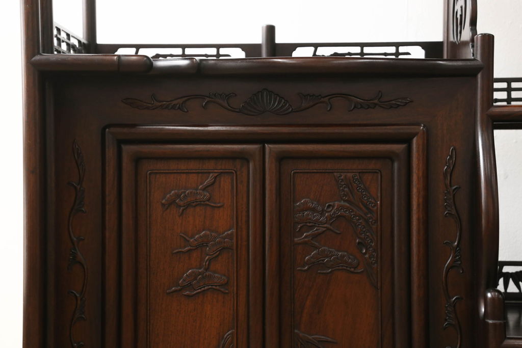 中古　特大六尺　花梨(カリン)材　品のある佇まいが美しい飾り棚(茶棚、収納棚、戸棚、唐木)(R-057750)
