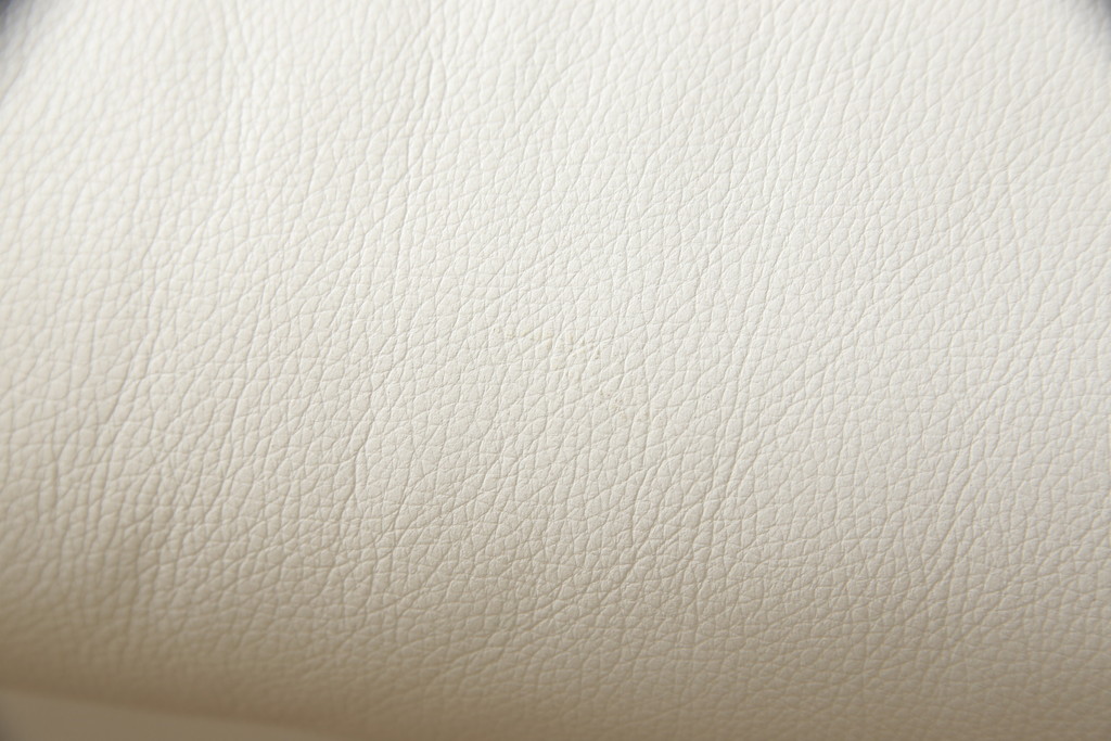 中古　美品　デセデ(de Sede)　DS-164　丸みを帯びたデザインが柔らかい雰囲気を醸し出す本革3人掛けソファ(レザー、カウチソファ、3P、三人掛け)(定価約300万円)(R-059599)