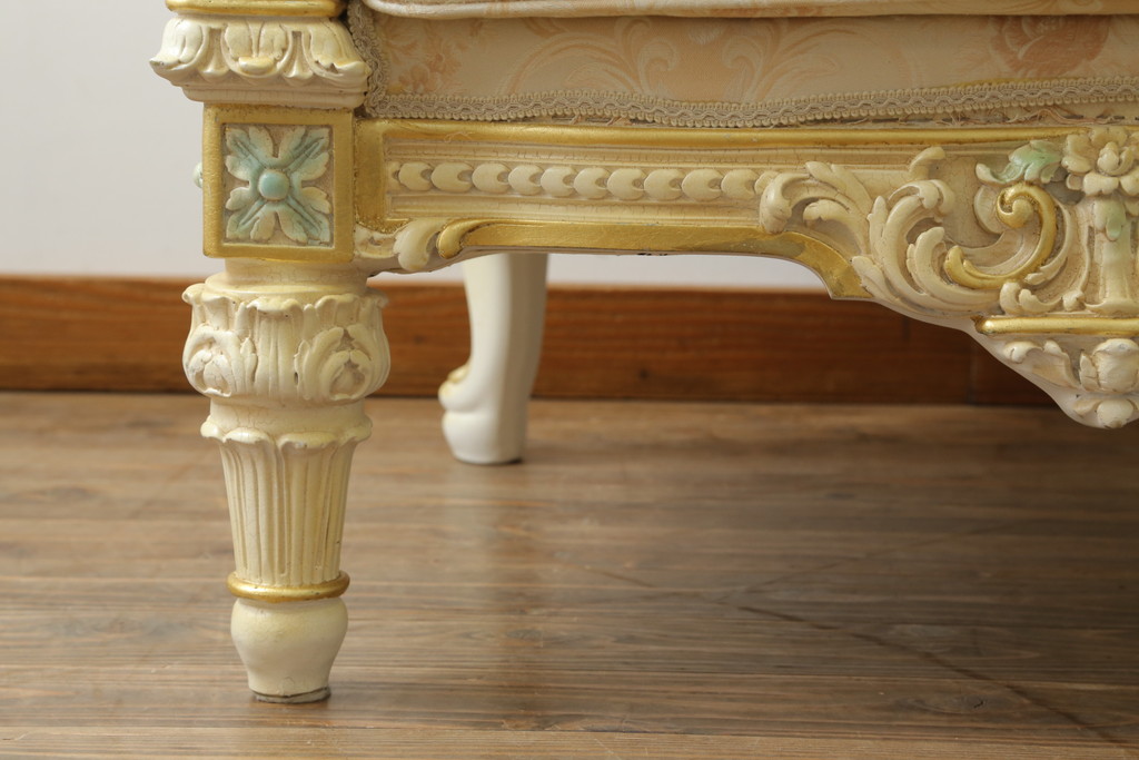 中古　美品　イタリア高級家具　SILIK(シリック)　ロココ調　優雅で上品な空間づくりにぴったりな1人掛けソファ(一人掛けソファ、1P、アームソファ)(R-075092)