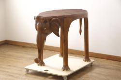 中古　バロッサバレンティ(VARO,S.A. VALENTI)　個性的なデザインが面白いエレファントテーブル(机、デスク、象テーブル)(R-057204)