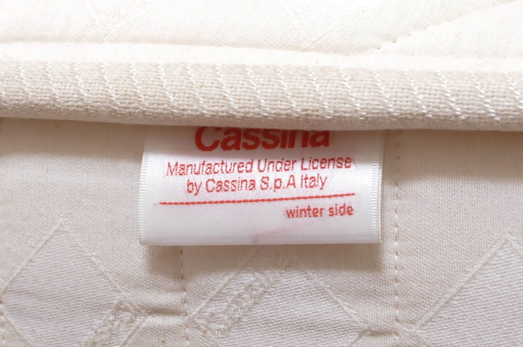 中古　Cassina(カッシーナ)　L31　SITE(サイト)　洗練された佇まいが魅力のシングルベッド(ベッドフレーム、マットレス)(定価約50万円)(R-066621)