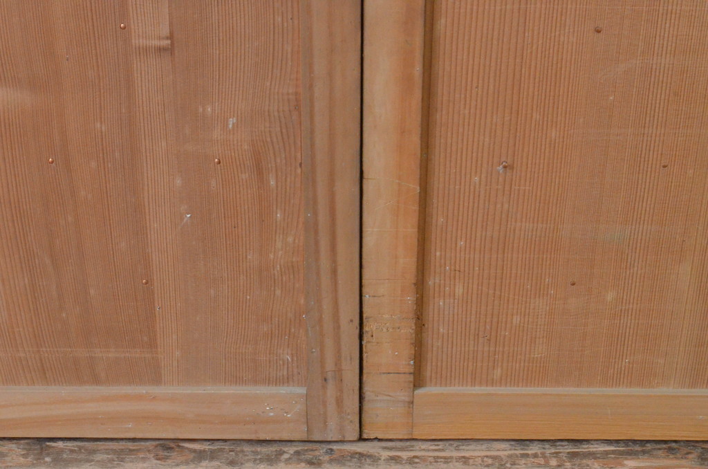 アンティーク建具　昔ながらの和を感じさせる大振りの舞良戸窓2枚セット(まいらど、板戸、引き戸)(R-065337)