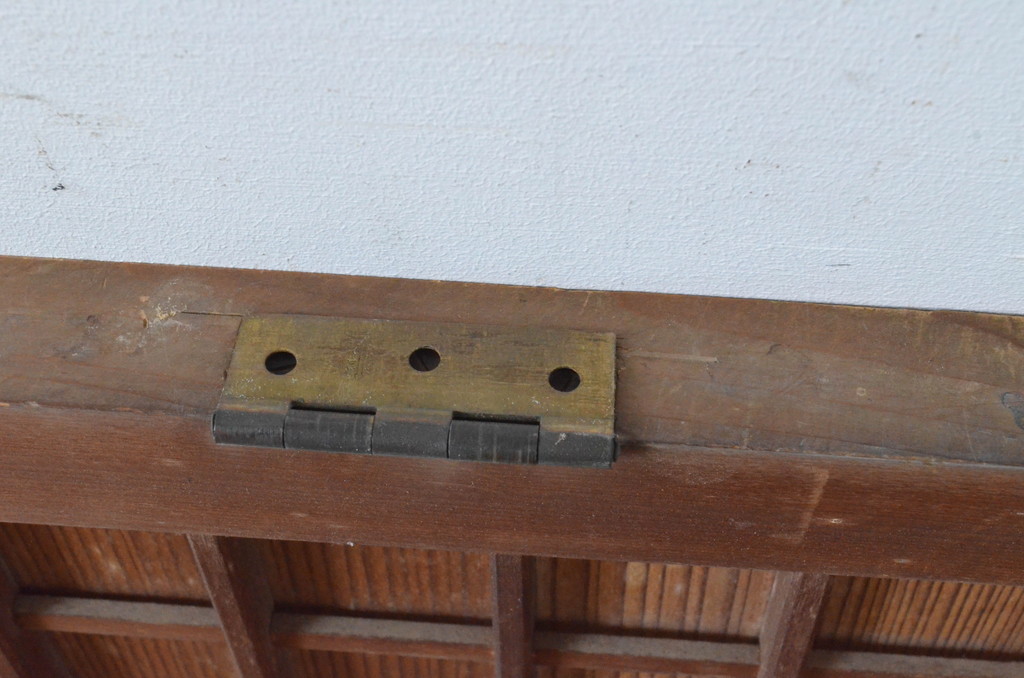アンティーク建具 縦でも横でも使えるマス目(升目)格子の小さな
