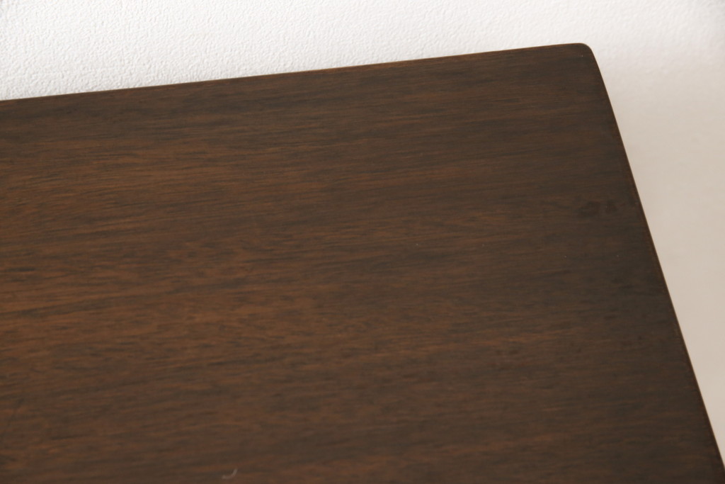 イギリスアンティーク　ウォールナット材　クラシカルなデザインが美しいコンソールテーブル(作業デスク、机、在宅用、在宅ワーク用デスク)(R-056333)