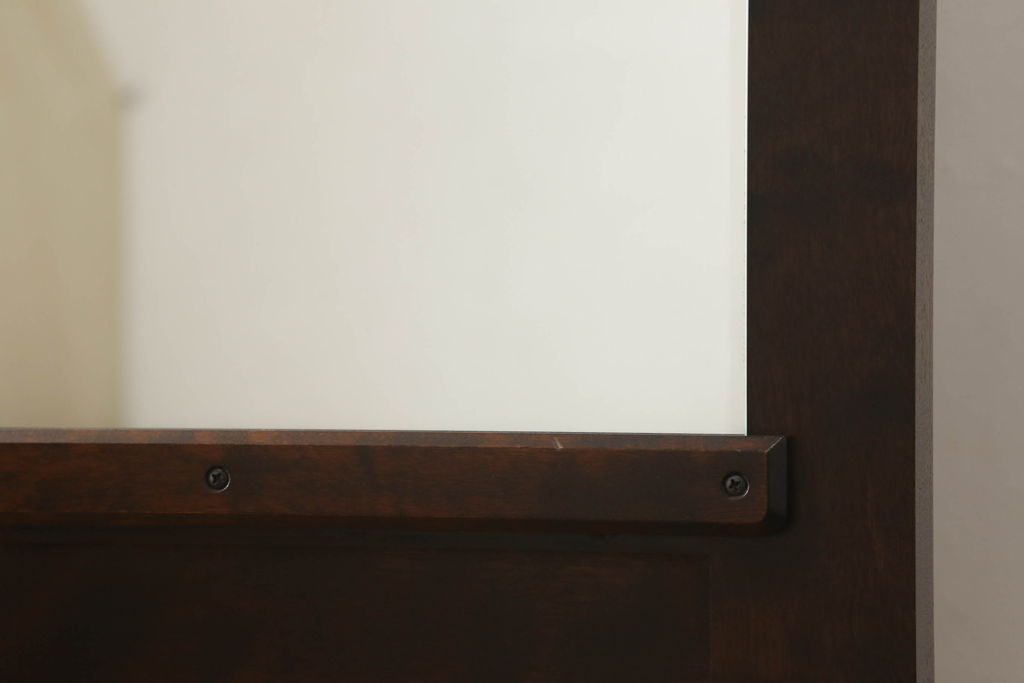希少サイズ　中古　北海道民芸家具　細身で取り入れやすい上品な幅狭ワードローブ(洋服タンス、収納棚、細身、ロッカータンス)(R-060407)