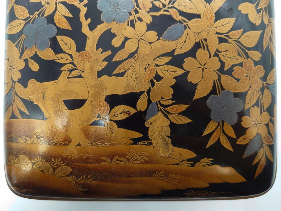明治期　時代物　蒔絵　漆器　優美で上品な雰囲気の手箱(桜?、花、金彩、木製、漆芸、漆器、文箱、収納箱、手許箱、紐付き)(R-081352)