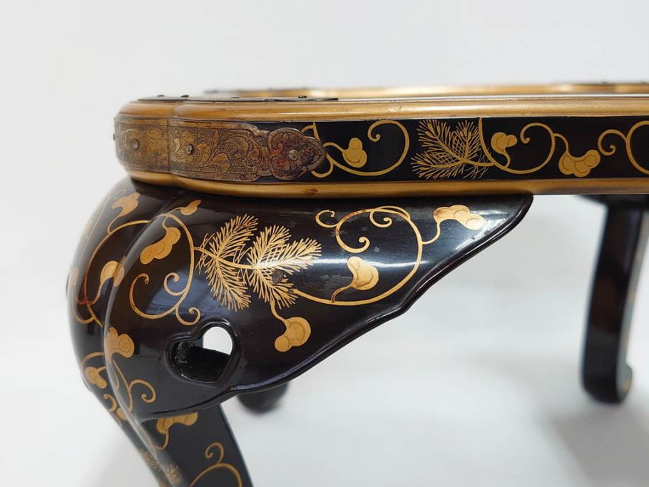 江戸～明治期　蒔絵　松唐草　火箸　華やかな気品を感じる大名火鉢(木製、漆芸、猫脚、手あぶり)(R-081353)