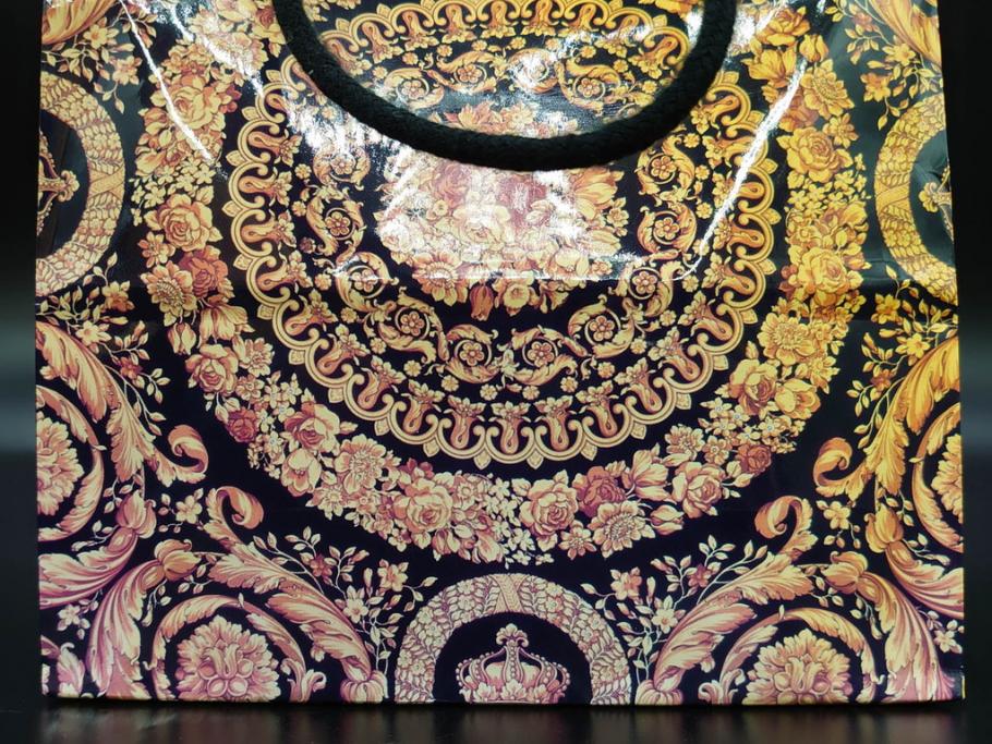 VERSACE(ヴェルサーチェ)　Rosenthal(ローゼンタール)　メデューサ　洗練されたデザインが美しい花瓶(ゴルゴナ、フラワーベース、花器、花入、花生、金彩、共箱付き、袋付き)(R-081355)