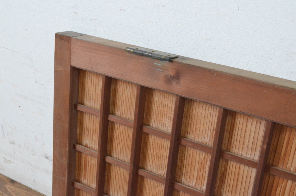 アンティーク建具　縦でも横でも使えるマス目(升目)格子の小さな扉1枚(きつね格子、狐格子、窓、木製戸)(R-065341)