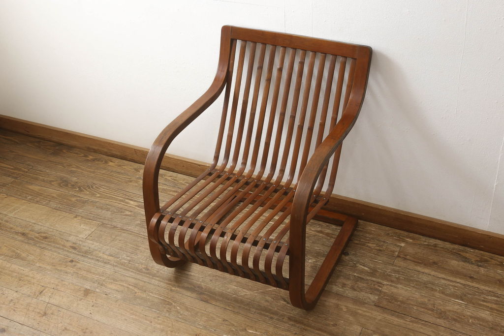 和製アンティーク　竹興社　城所右文次　オリジナル　Bamboo Chair　滑らかな曲線のデザインが目を惹くバンブーチェア(アームチェア、安楽椅子、ディスプレイ)(R-060451)