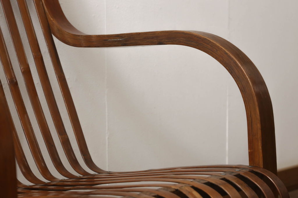 和製アンティーク　竹興社　城所右文次　オリジナル　Bamboo Chair　滑らかな曲線のデザインが目を惹くバンブーチェア(アームチェア、安楽椅子、ディスプレイ)(R-060451)