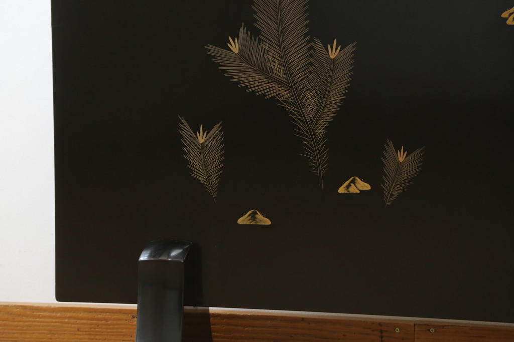 和製ビンテージ　輪島塗り　日展作家　加治武　キジ(雉)のつがいを描いた美しい蒔絵が目を引く衝立て(パーテーション、衝い立て、つい立て、間仕切り、ディスプレイ、ヴィンテージ)(R-079496)