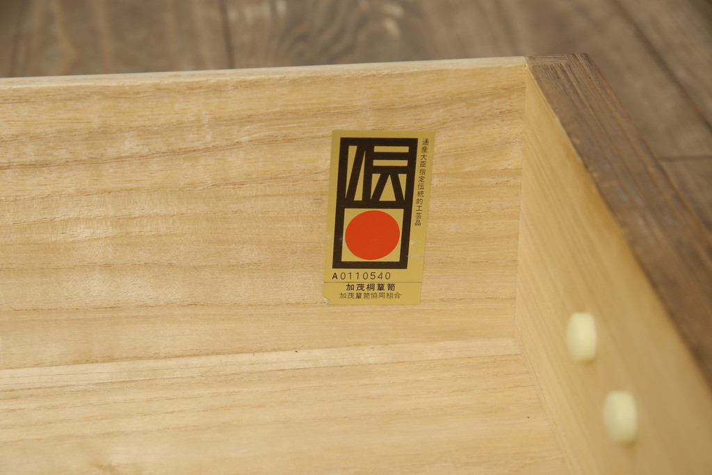 中古　堀 正和作　凛とした佇まいが魅力的な加茂総桐箪笥・上段(胴厚、四方丸、桐たんす、衣装箪笥、和タンス、引き出し、整理タンス、チェスト、サイドチェスト)(R-081650)