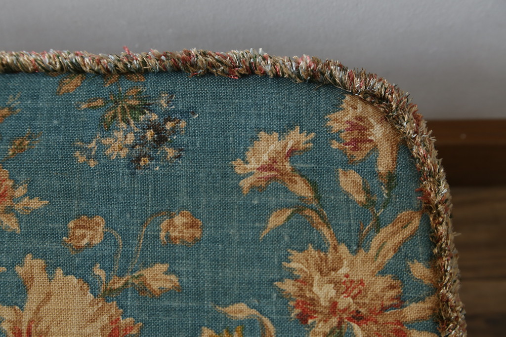 イギリスビンテージ　ERCOL(アーコール)　Old Colonial(オールドコロニアル)　シックな英国カントリースタイルのお部屋におすすめなオットマン(フットスツール、1Pソファ、1人掛けソファ、一人掛けソファ、椅子、イス、チェア、ヴィンテージ、北欧)(R-066808)