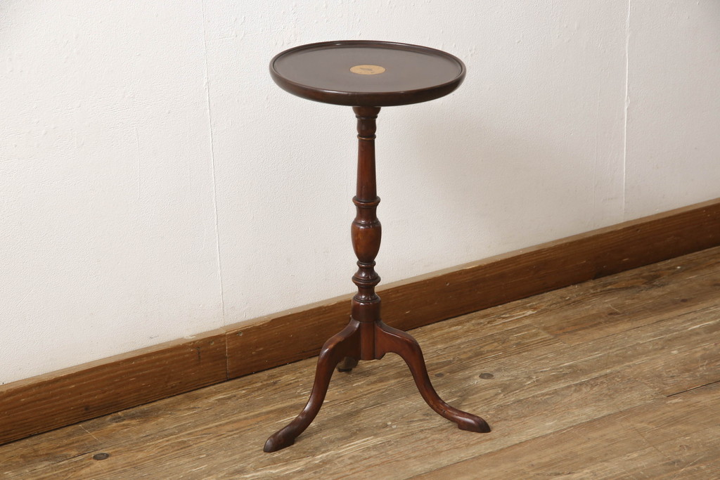 イギリスアンティーク　マホガニー材　クラシカルな佇まいが魅力のワインテーブル(サイドテーブル、コーヒーテーブル、カフェテーブル、丸テーブル、ラウンドテーブル、花台、英国)(R-065845)
