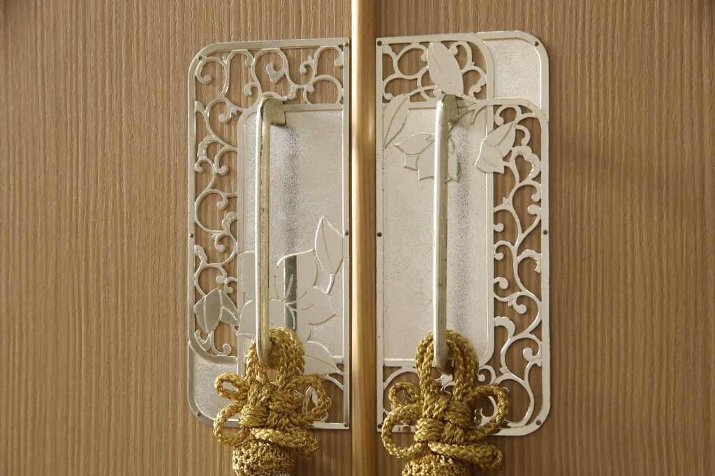 中古　美品　大阪泉州桐箪笥　特注　汚れが付きにくいメラミン化粧板を使った総桐箪笥・上段(総桐たんす、胴丸、和たんす、和タンス、衣装箪笥、和服箪笥、着物箪笥、収納箪笥)(R-081758)
