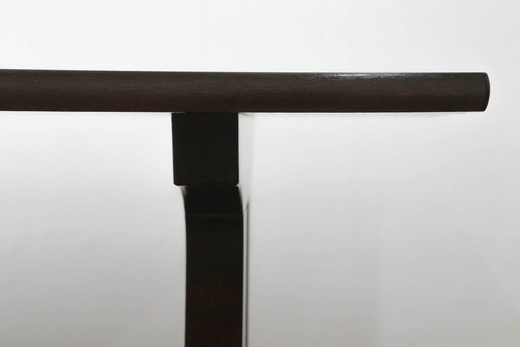 和製ビンテージ　松本民芸家具　気品と落ち着きのある佇まいが魅力のC型ダイニングテーブル(食卓、4人掛け、6人掛け、ヴィンテージ)(定価約40万円)(R-071063)