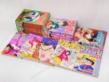 1982年～1989年　週間　少年サンデー15冊　 少年マガジン3冊　少年まんが18冊(1985年、1986年、1987年、1988年、タッチ、うる星やつら、らんま1/2、あだち充、高橋留美子、漫画雑誌、マンガ、古本)(R-081387)