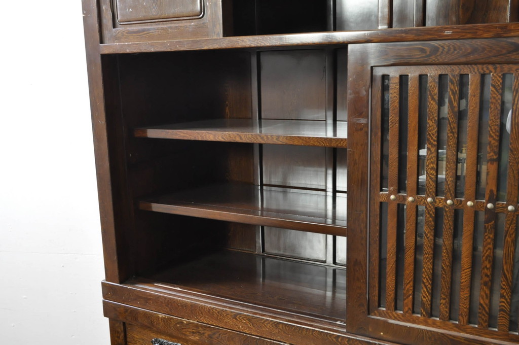 中古　高級　銘木　鉄刀木(タガヤサン)　総無垢(ムク)材　和モダンテイストのお部屋づくりに取り入れたい水屋箪笥(収納棚、戸棚、食器棚、カップボード、キャビネット)(R-079990)