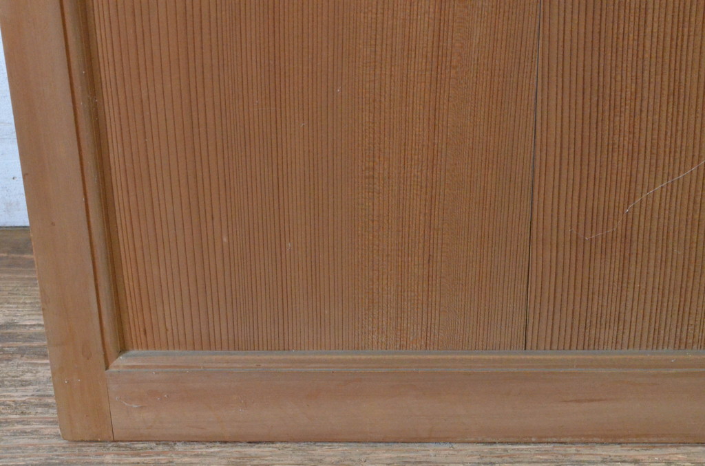 アンティーク建具　黒檀(コクタン)のつまみ付き!!柾目の美しい扉1枚(木製扉、ドア)(R-065475)