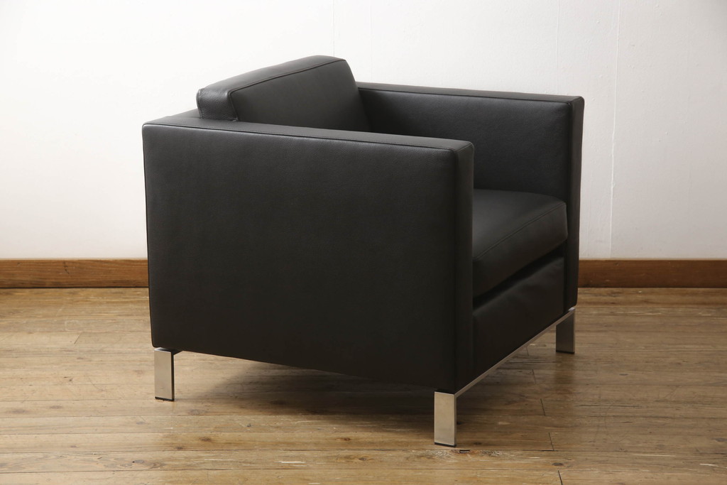 中古　美品　ドイツ製　WALTER KNOLL(ウォルター・ノル)　Norman Foster(ノーマン・フォスター)　FOSTER 500　本革(レザー)　スタイリッシュなデザインが魅力の1人掛けソファ(一人掛け、1Pソファ、アームソファ、ラウンジソファ)(定価約85万円)(R-066578)