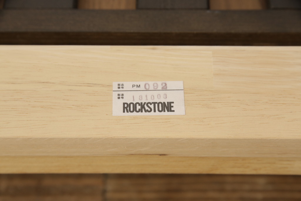中古　美品　ロックストーン(ROCK STONE)　ウォールナット・本革　シンプルモダンなデザインが目を引く2人掛けレザーソファ(定価約54万円)(二人掛けソファ、2P)(R-057322)