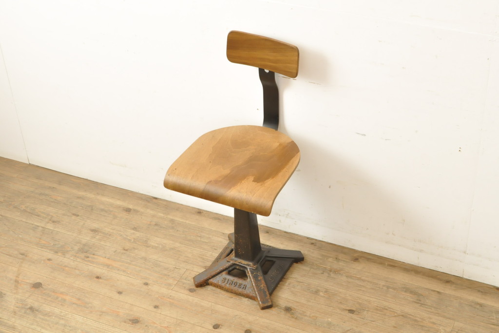 イギリスヴィンテージ　希少!インダストリアルな空間づくりにおすすめのシンガーチェア(椅子、ワークチェア、ビンテージ)(R-057195)