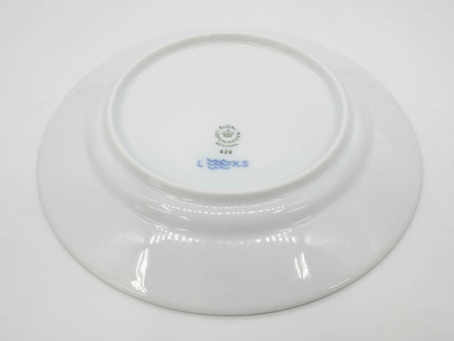 デンマーク　ROYAL COPENHAGEN(ロイヤルコペンハーゲン)　ブルーフルーテッド ハーフレース　(大)約25cm　(小)約19cm　繊細な絵付けが可愛らしいプレート3枚セット(大皿、中皿、洋食器、北欧)(R-081212)