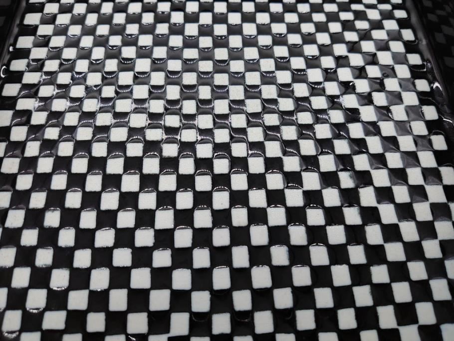 ビンテージ　スウェーデン　GUSTAVSBERG(グスタフスベリ)　DOMINO(ドミノ)　アッシュトレイ　PYNTA(ピンタ)　表情豊かなデザインが目を引くプレート2枚セット(花、フラワー、ヴィンテージ、Stig Lindberg、スティグ・リンドベリ、中皿、大皿、洋食器、北欧)(R-081393)