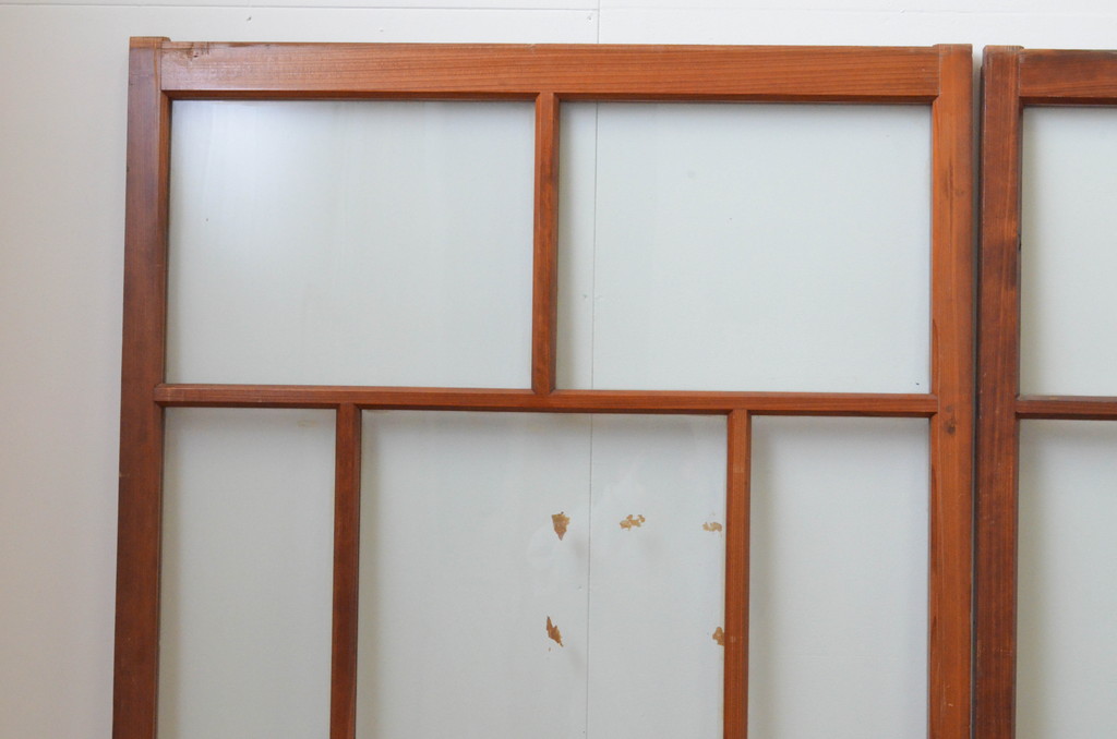 アンティーク建具　大正ロマン　上品な色合いとくっきりした木目が目を引くガラス戸4枚セット(引き戸)(R-065996)