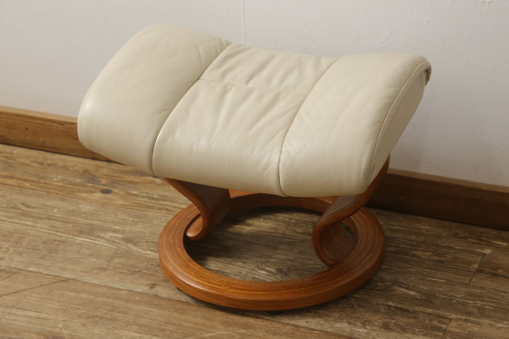 中古　美品　EKORNES(エコーネス)　本革　メイフェア　ストレスレスチェア(S)オットマン付き(定価約28万円)(リクライニングチェア、アームチェア、椅子)(R-056509)