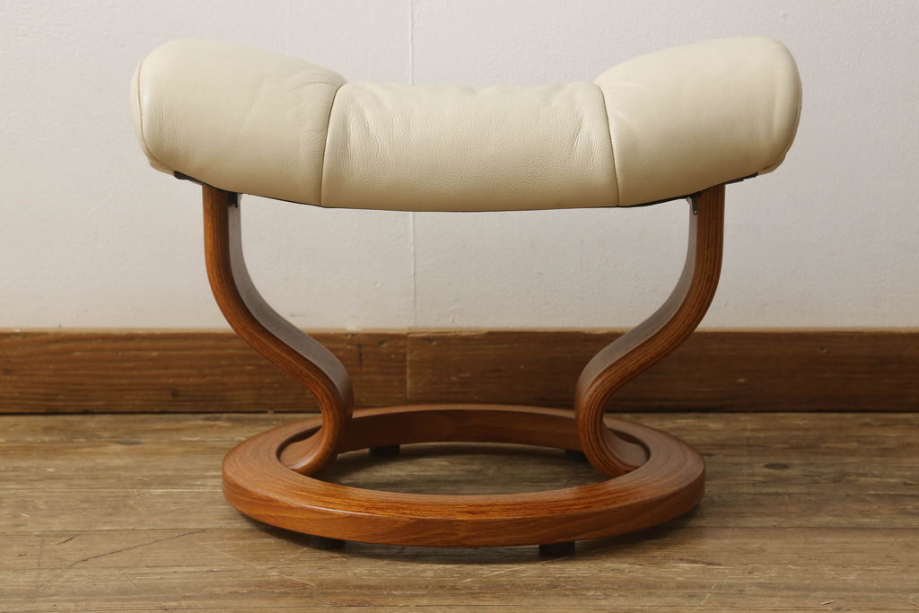 中古　美品　EKORNES(エコーネス)　本革　メイフェア　ストレスレスチェア(S)オットマン付き(定価約28万円)(リクライニングチェア、アームチェア、椅子)(R-056509)