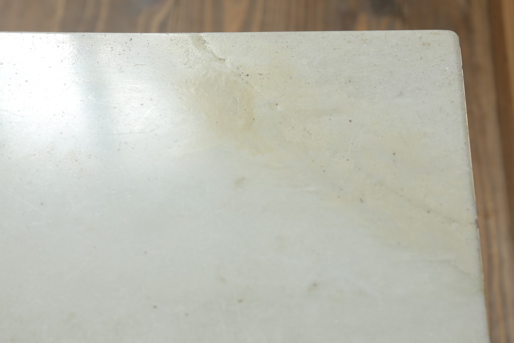 フランスビンテージ　高級感あふれる大理石の小さなテーブル(ローテーブル、サイドテーブル、花台、カフェテーブル、コーヒーテーブル、ヴィンテージ)(R-064751)