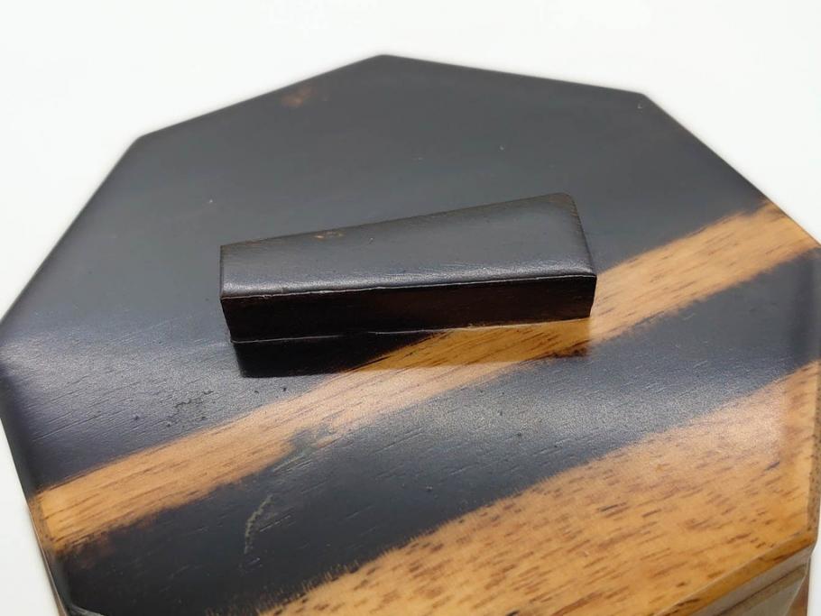 黒柿材　八角　杢目を生かしたデザインが目を引く茶筒(棗、茶入れ、茶器、煎茶、茶道具、木製)(R-081418)