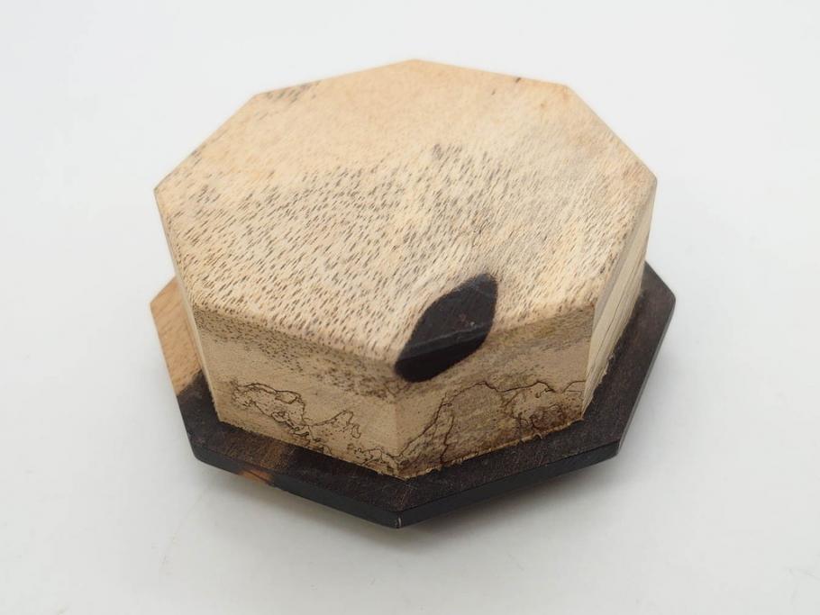 黒柿材　八角　杢目を生かしたデザインが目を引く茶筒(棗、茶入れ、茶器、煎茶、茶道具、木製)(R-081418)