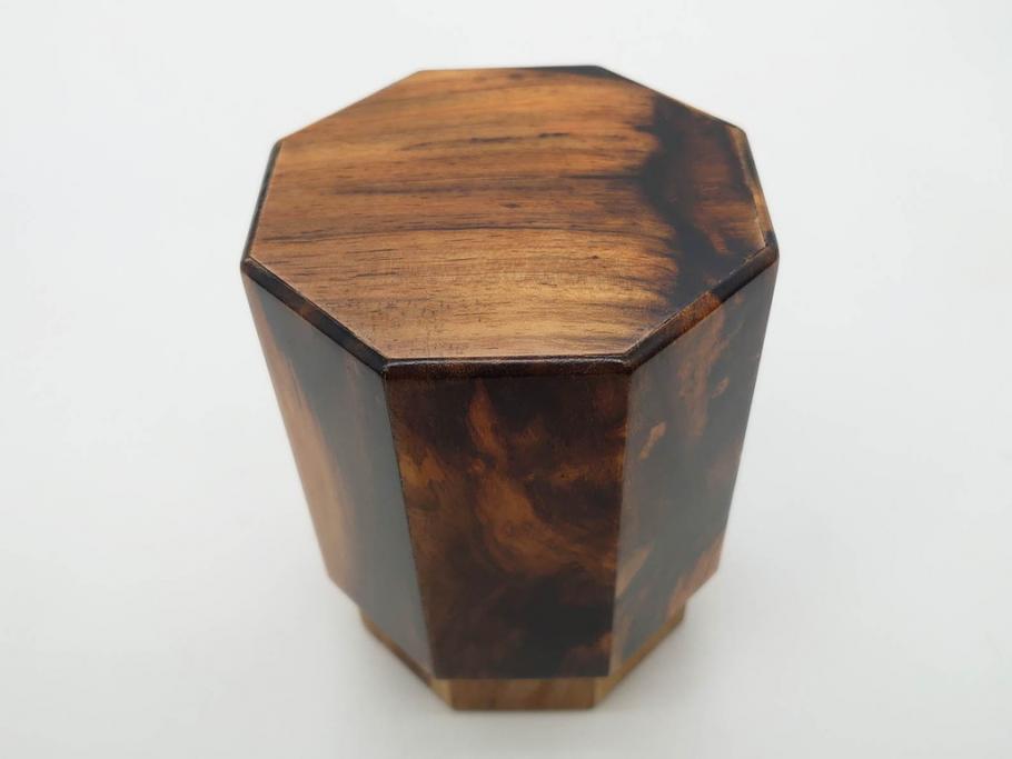 黒柿材　八角　杢目を生かしたデザインが目を引く茶筒(棗、茶入れ、茶器、煎茶、茶道具、木製)(R-081418)