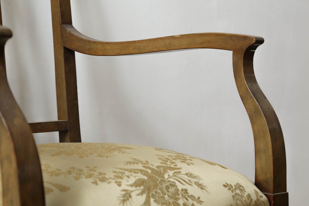 和製アンティーク　マホガニー材　大正ロマン　クラシカルな佇まいが魅力的な古い洋館の象嵌入りアームチェア(ダイニングチェア、椅子、イス)(R-075342)