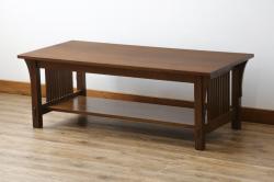 中古　美品!!　アメリカ　Stickley(スティックレー、スティックレイ)　89-757　洗練されたデザインが目を引くカクテルテーブル(Cocktail Table、リビングテーブル、センターテーブル、ローテーブル)(定価約48万円)(R-081266)