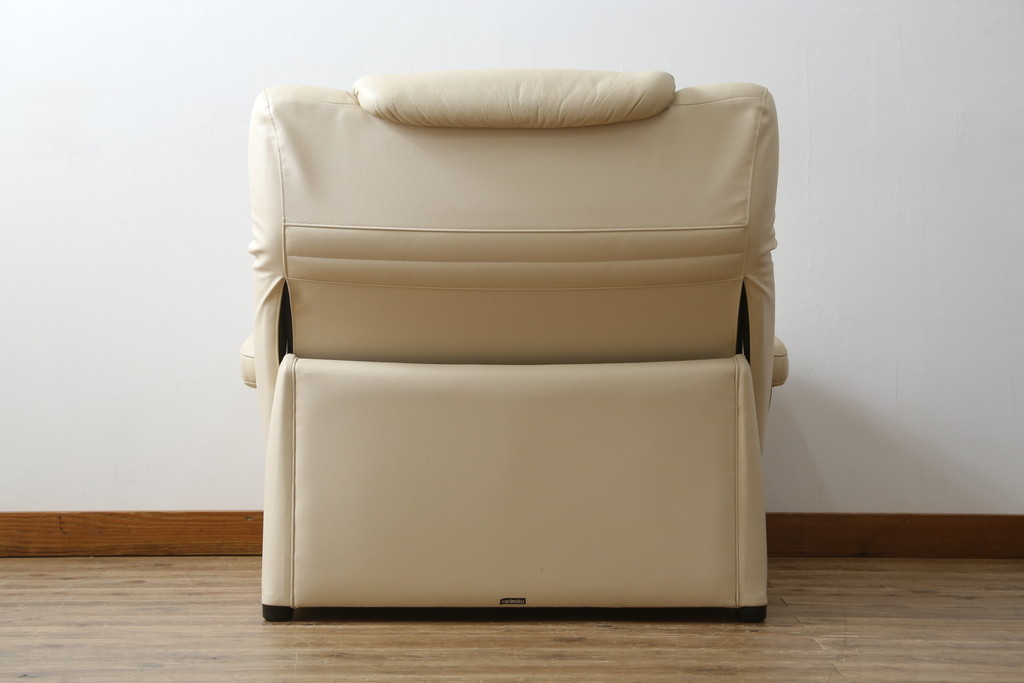 中古　美品!!　カリモク家具(karimoku)　ZU42モデル　贅沢なくつろぎのひとときにおすすめの肘掛椅子ロング(リクライニングソファ、1Pソファ、1人掛けソファ、一人掛けソファ、アームチェア、パーソナルチェア)(定価約23万円(R-081277)