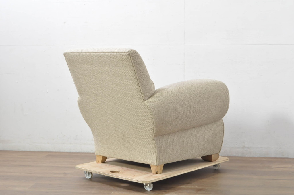 中古　フランス輸入家具　ファブリック　お部屋に取り入れやすいナチュラルモダンデザインのクラブソファ(1P、一人掛けソファ、1人掛けソファ、アームソファ)(定価約25万円)(R-080783)