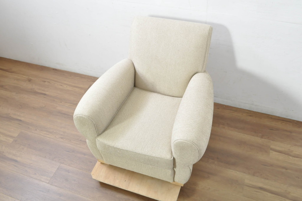 中古　フランス輸入家具　ファブリック　お部屋に取り入れやすいナチュラルモダンデザインのクラブソファ(1P、一人掛けソファ、1人掛けソファ、アームソファ)(定価約25万円)(R-080783)