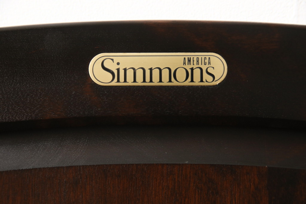 中古　絶版品　SIMMONS(シモンズ)社　民芸家具調のデザインが魅力的なベッドフレーム(セミダブルサイズ)(R-053879)