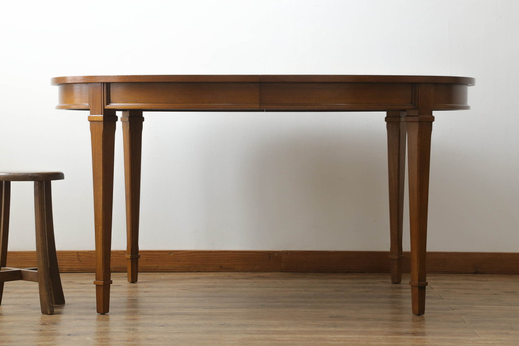 中古　DREXEL HERITAGE(ドレクセルヘリテイジ)　Triune(トライユン)　品のある佇まいが魅力のダイニングテーブル(エクステンションテーブル、食卓、4人掛け、6人掛け、8人掛け)(R-071067)