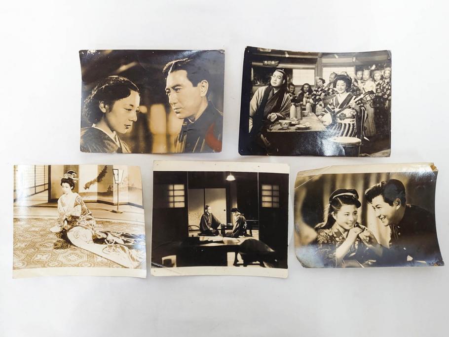 東宝　大映　松竹　映画　ブロマイド　写真110枚セット(時代劇、女優、俳優、古写真、白黒写真、月から来た男、青春銭形平次、お夏清十郎、邦画)(R-081460)