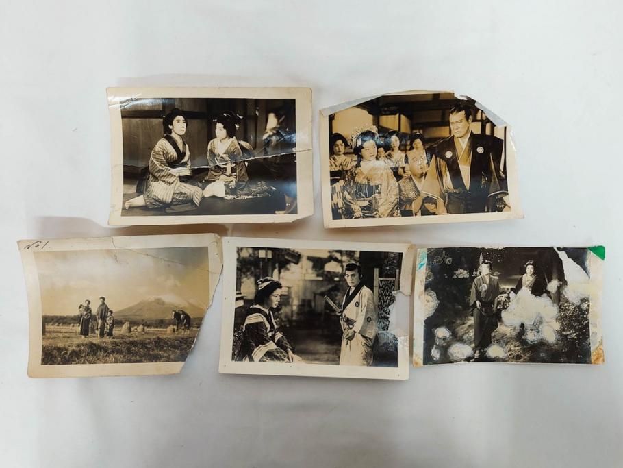 大映　松竹　東映　映画　ブロマイド　写真111枚セット(時代劇、女優、俳優、古写真、白黒写真、母御殿、美男剣法、怪猫有馬御殿、馬賊芸者、邦画、森の石松)(R-081461)